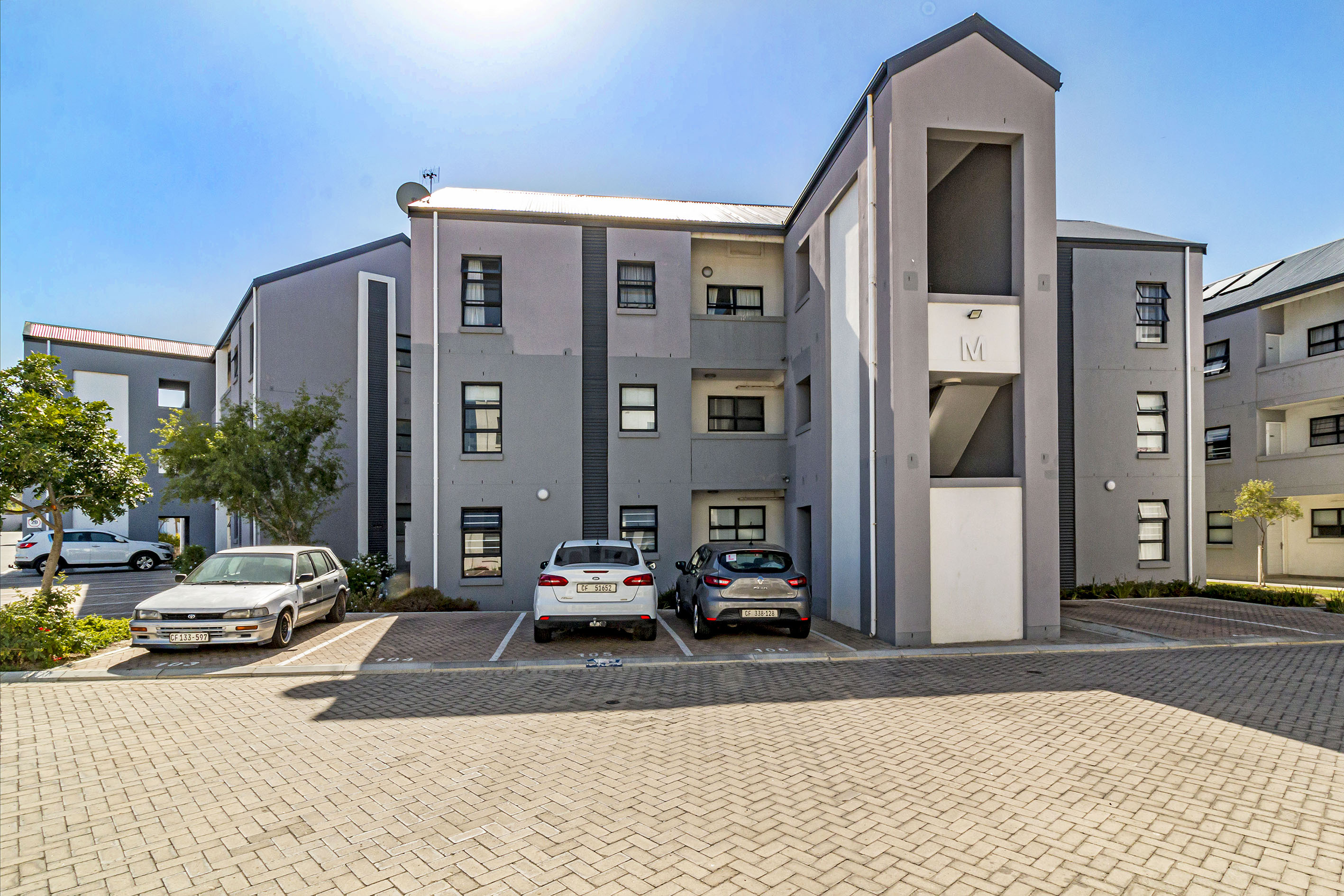 2 Bedroom Property for Sale in Aan de Wijnlanden Western Cape